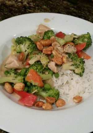 A picture of Peanut Satay Stir Fry.