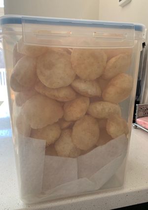 પાણીપુરી ની પૂરી (Panipuri Poori Recipe In Gujarati) રેસીપી મુખ્ય ફોટો