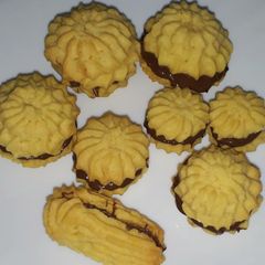 A picture of Nutella cookies.