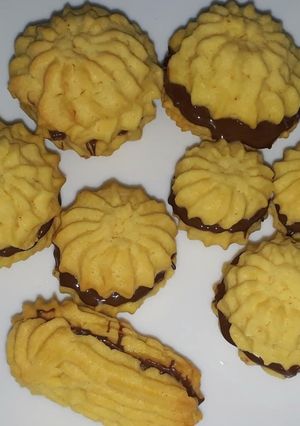 A picture of Nutella cookies.