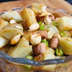 A picture of Sweet potato chaat.