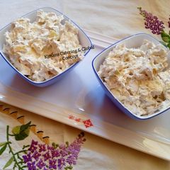 A picture of Creamy fruit salad.