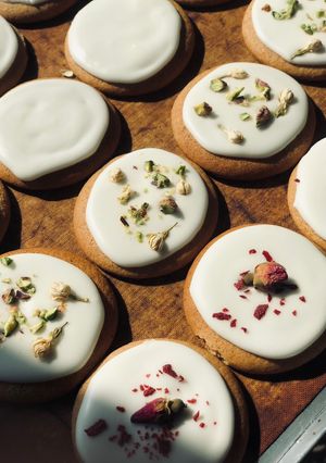 Фото Пісочне класичне печиво з глазур’ю.