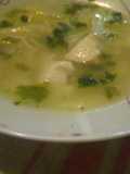 Sopa de pollo con verduras