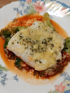 Una foto de Pescadilla al horno con brócoli