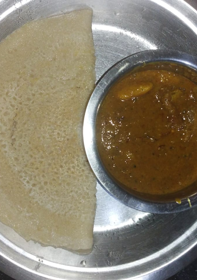 மொரு மொரு கோதுமை தோசை (Kothumai dosai recipe in tamil) செய்முறை முக்கிய புகைப்படம்