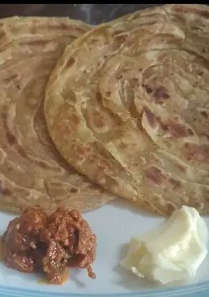 A picture of Spiced malabari parotta.