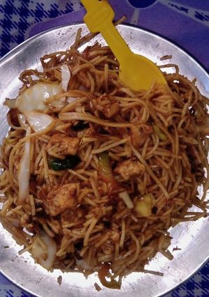 A picture of Noodles.