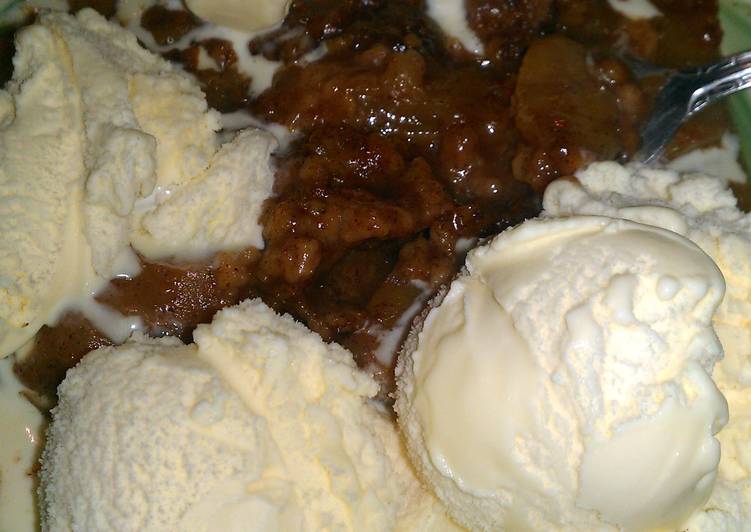 Steps to Make Speedy Crock Pot Apple Crisp