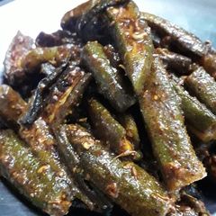 A picture of Rajasthani Besan Bhindi.