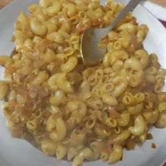 A picture of Macroni.