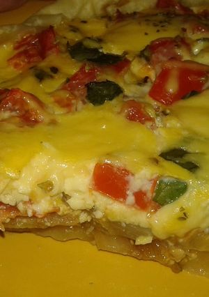Una foto de Tarta Caprese con cebolla frita