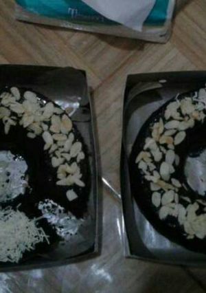 Foto resep Brownies topping keju almond