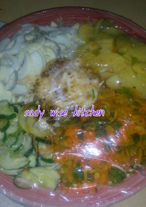 A picture of Potato With Lettuce Salad.