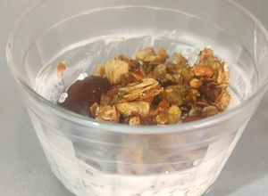 Foto de Pudim de chia com geleia e granola