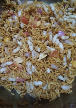 A picture of Bhelpuri.