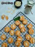 Almond Cheesy Cookies