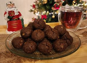 Una foto de ✨🌟Besos de cacao, nuez y especias 🌟 Galletitas #singluten y sin refinados 🌟✨