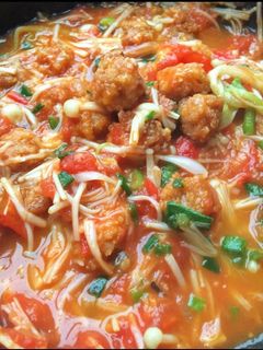 Hình của món Tôm viên sốt nấm.