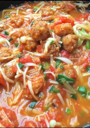 Hình của món Tôm viên sốt nấm.