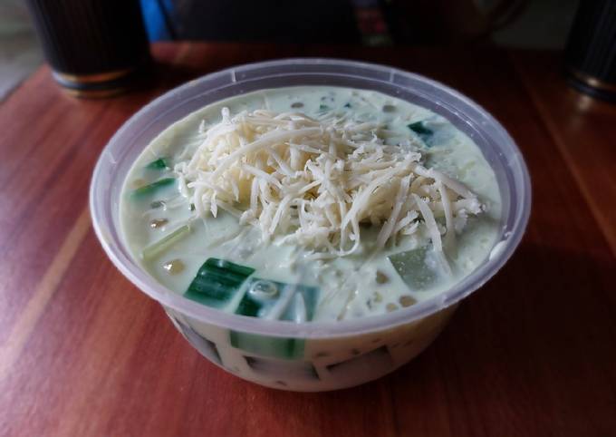 Bagaimana Menyiapkan Buko pandan yang Enak