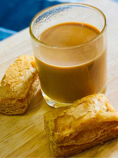 अदरक वाली चाय (Adrak wali chai recipe in hindi) रेसिपी मुख्य फोटो