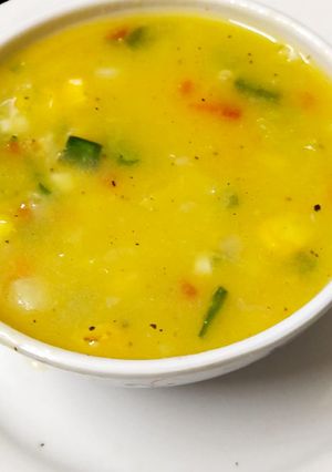 સ્વીટ કોર્ન સુપ (Sweet Corn Soup Recipe In Gujarati) રેસીપી મુખ્ય ફોટો
