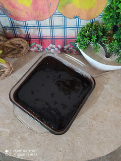 A picture of Chocolate cake in microwave.