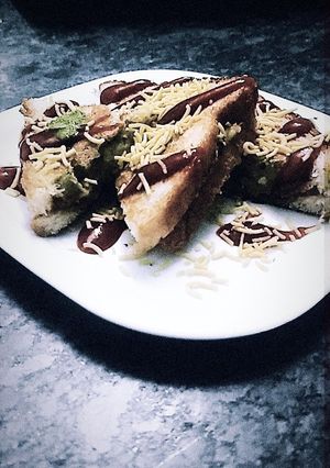 A picture of Toast salad sandwich with a twist.