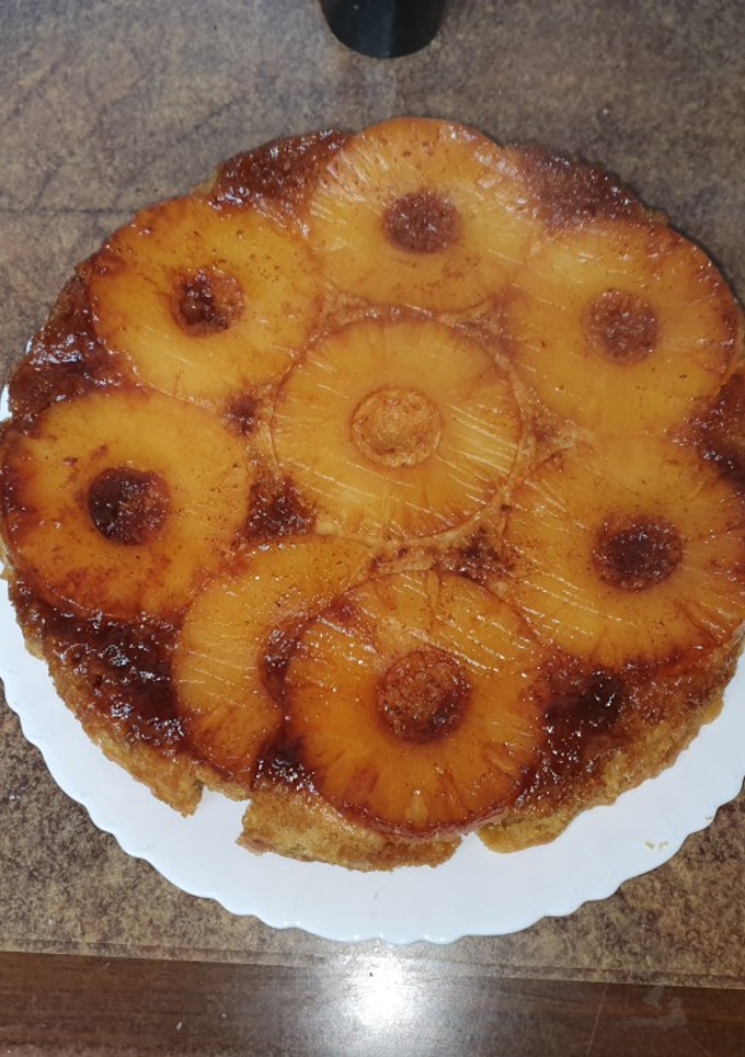 Una foto de Bizcocho de yogurt y piña