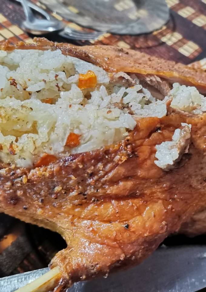 Гусак, фарширований рисом🐥