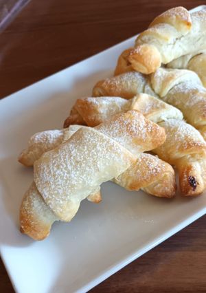 Foto di Cornetti di sfoglia con mascarpone e nutella