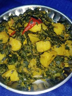 आलू मेथी मसालेदार सब्जी(aloo meth masaledar sabzi recipe in hindi) रेसिपी मुख्य फोटो