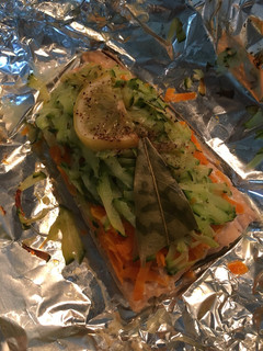 Una foto de Salmón salvaje en papillote