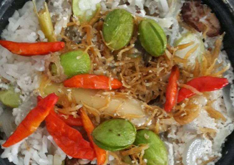 Nasi liwet peutey