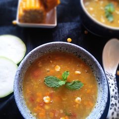 A picture of Bottle Gourd Corn Soup.