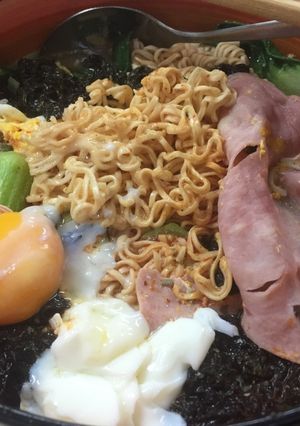 รูปของ เด็กเส้น ชีสเยิ้มเยิ้ม 🍜