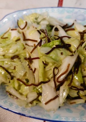 高麗菜鹽昆布 的食譜成品照片