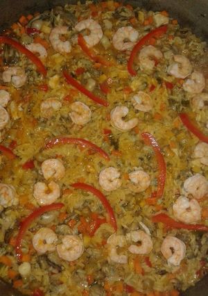 Una foto de Paella marinera