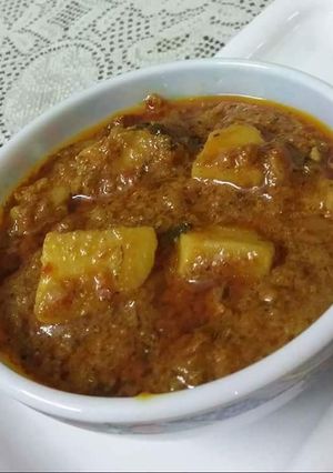 A picture of Dahi aaloo.