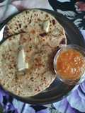 Aloo ka parontha with kachari ki chutney& butter