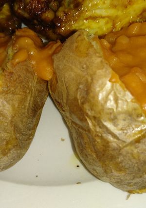 A picture of Air Fried Baked Potato With Cheesy Baked Beans.