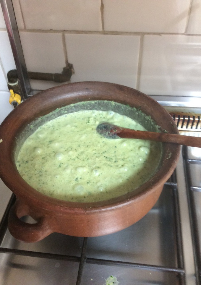 Una foto de Guiso de mote al cilantro