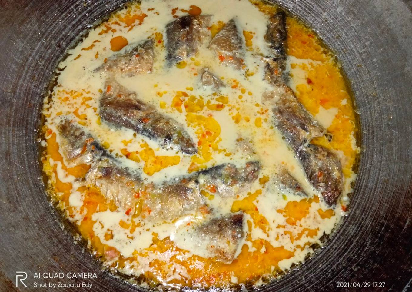 Ikan lajang kuah santan pedas gurih