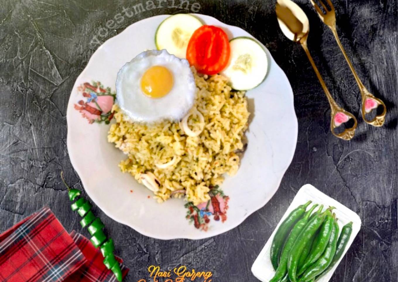 Nasi Goreng Cumi Cabai Hijau