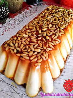 Una foto de Pastel de Queso y Piñones