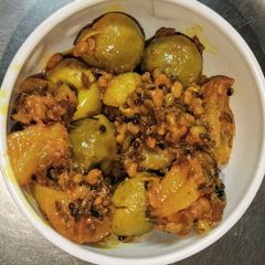 A picture of Gunde kairi k sabzi.