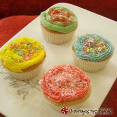 รูปของ Cupcakes τα Χαρούμενα Κεκάκια