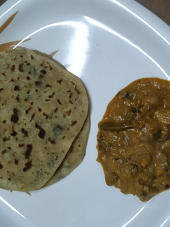 ஆலு பரோட்டா செய்முறை முக்கிய புகைப்படம்