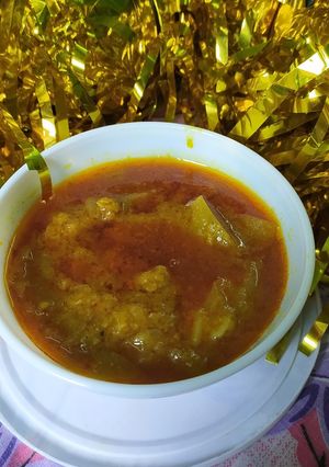 A picture of Lauki dal Curry (lau ar cholar dal).